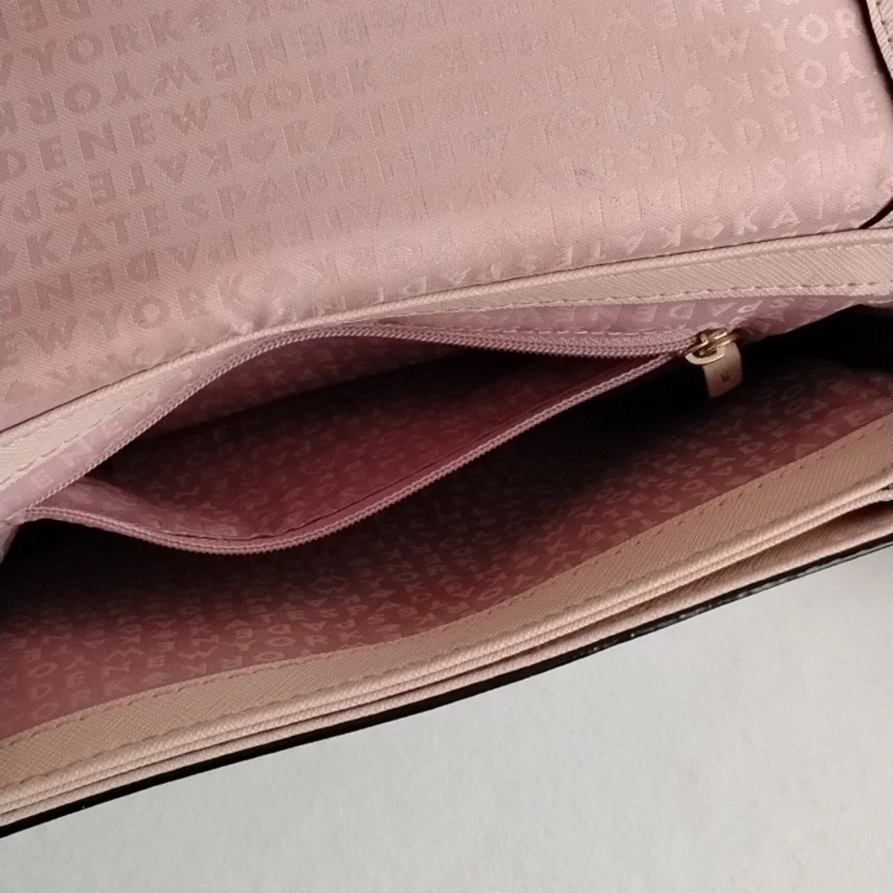Kate Spade Baby Pink Safiano Leather Crossbody Bag *flaw - Picture 6 of 10